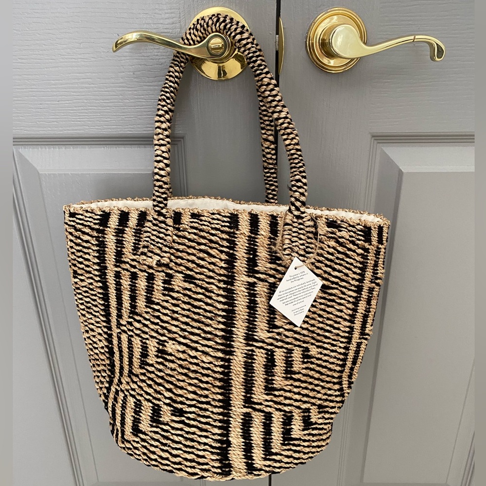 NWT INNE STUDIOS Liza tote bag- black and white mix